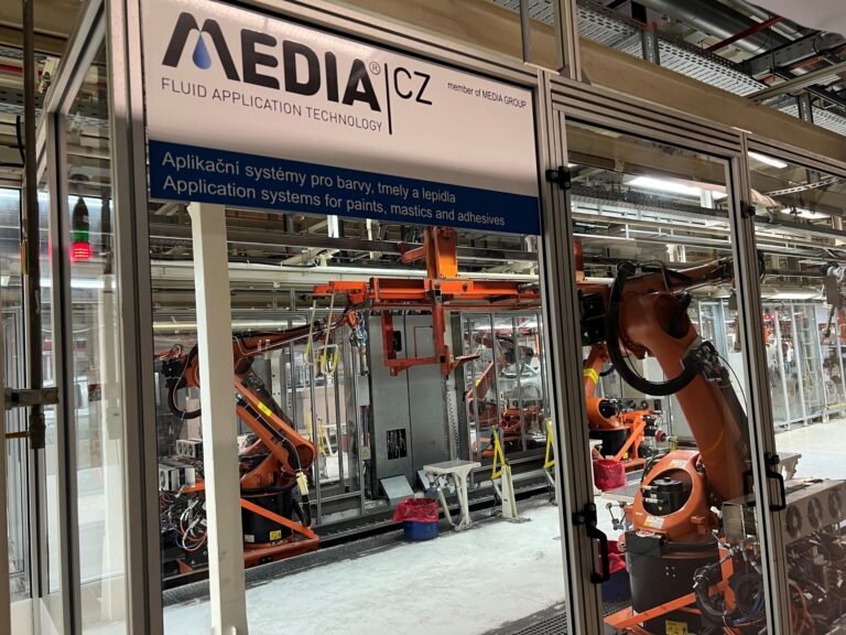 Aplikacne systemy roboticke - tmel